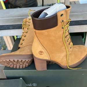 Women Timberland Boots with Heels